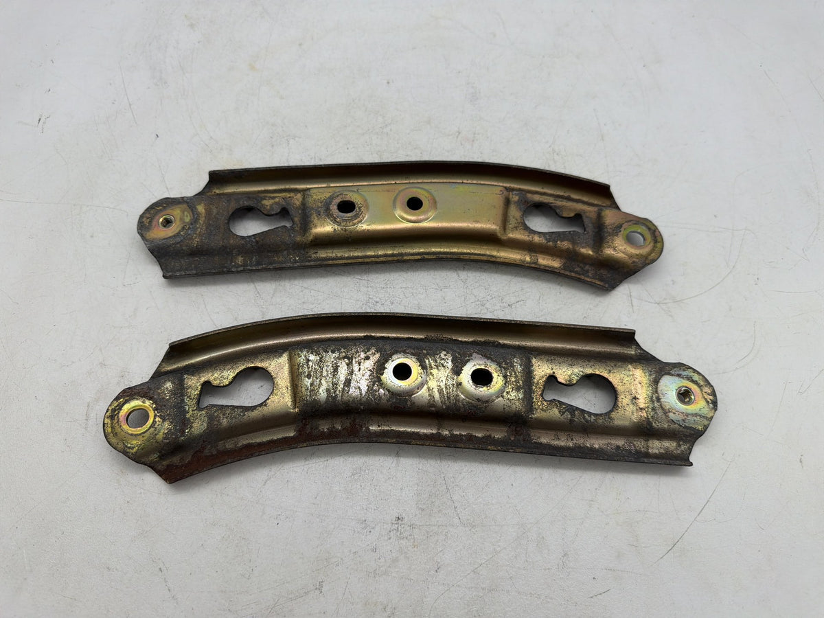 2001 Harley Softail Deuce OEM Rear Left & Right Fender Support Bracket 56627-00