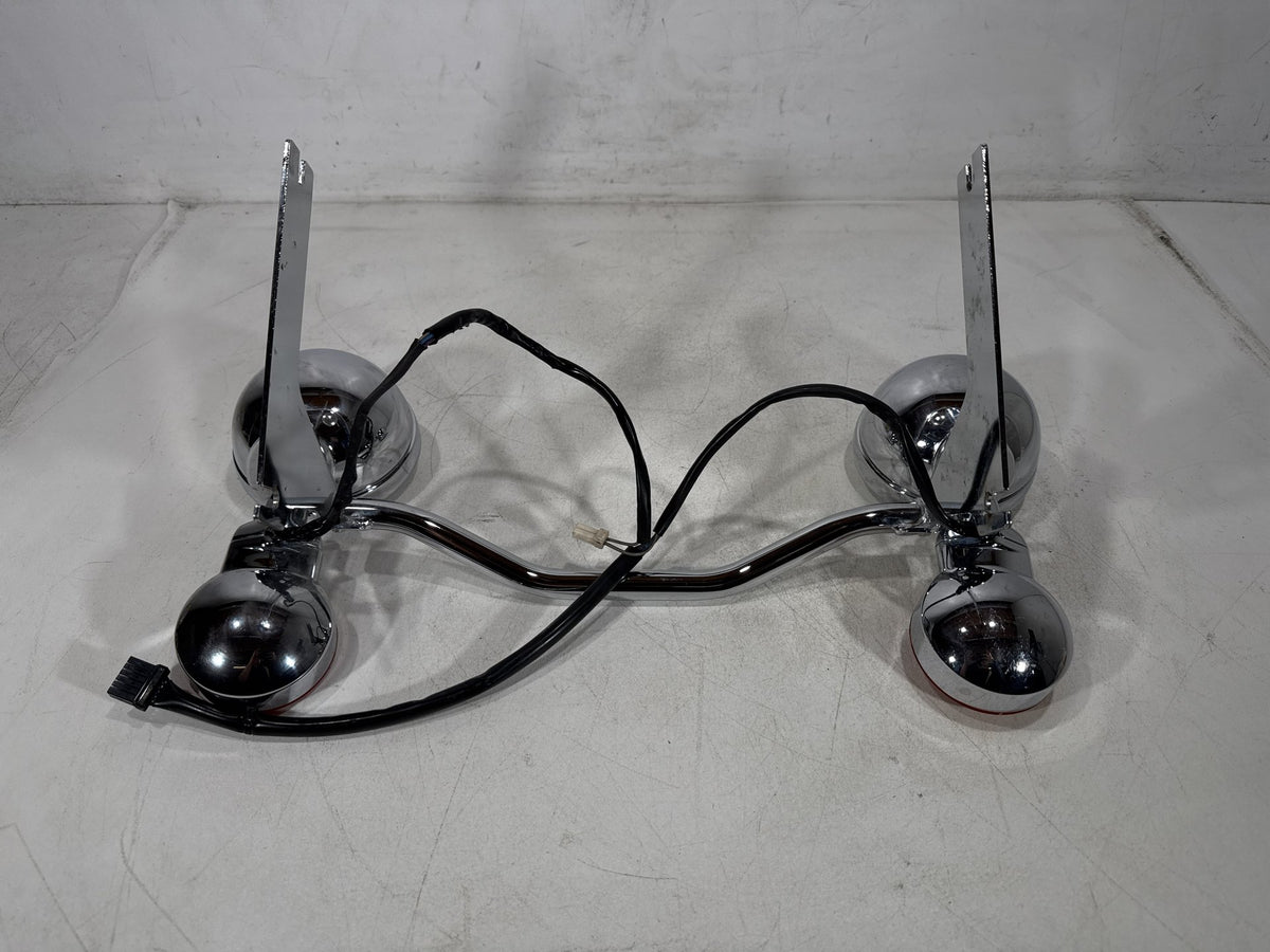 2002 Harley Electra Glide Touring OEM Front Turn Signal Indicators Aux Light Bar