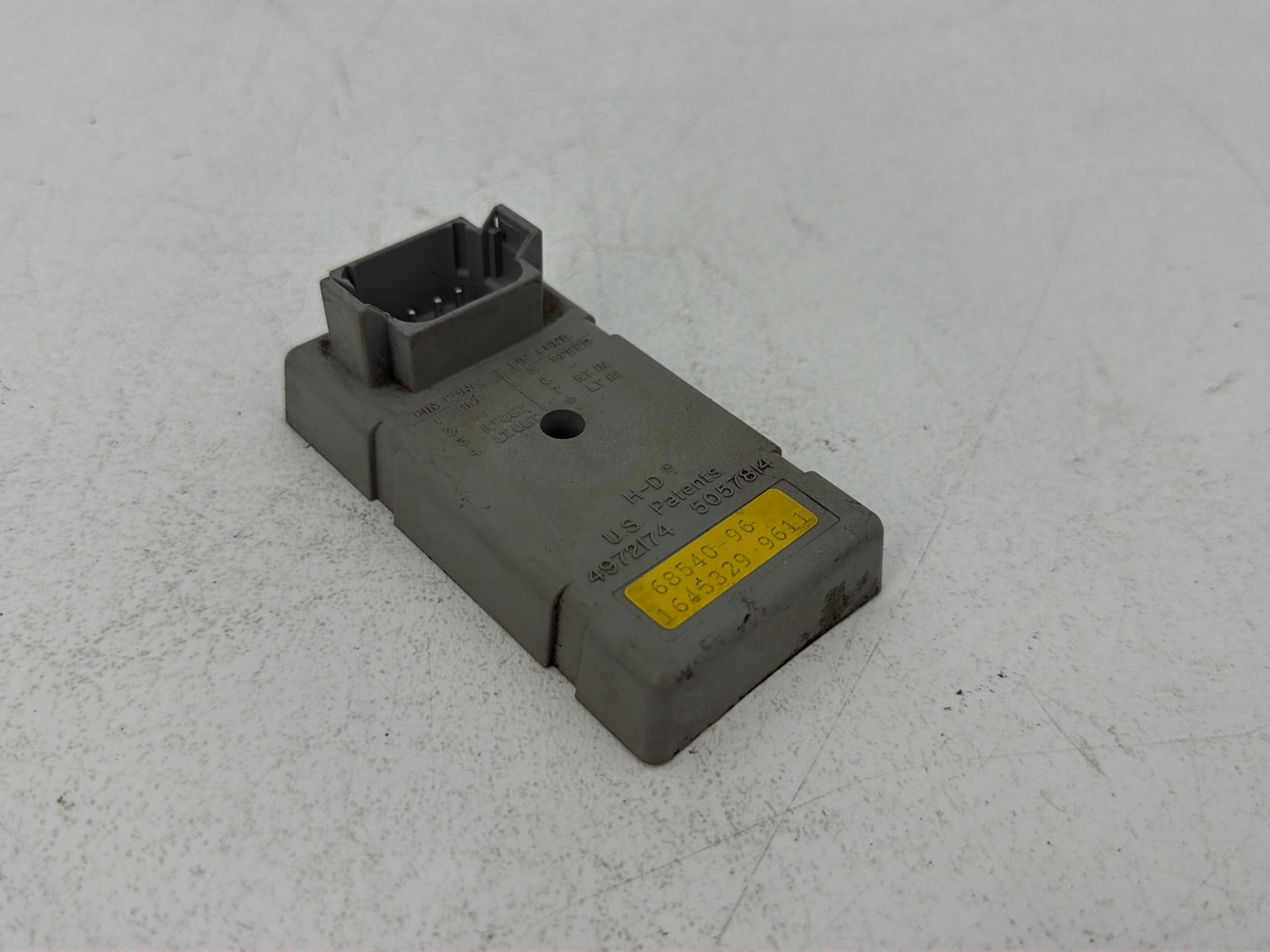 1986 - 1998 Harley-Davidson Softail Heritage Classic Turn Signal Computer Module TSM 68540-96