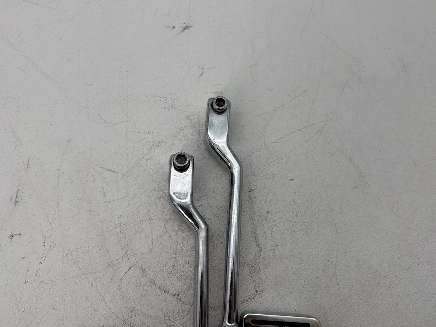 2007 Harley Touring FLHTP Electra Glide Police OEM Gear Shifter Lever Pedal Pedals