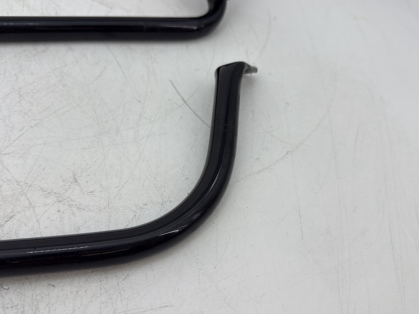 2014 Harley Street Glide Touring OEM Rear Left Right Saddlebag Guard Rails Bar