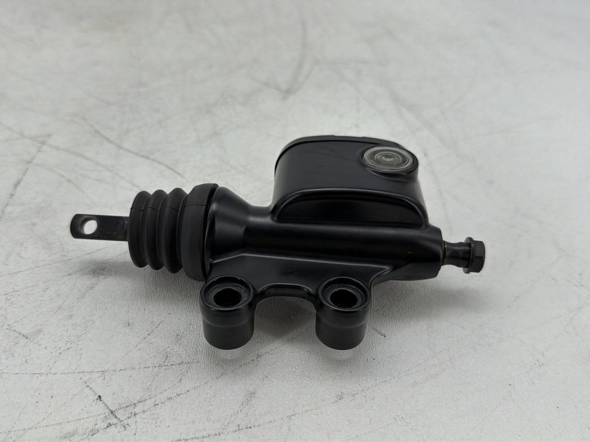 2011 Harley Electra Glide Touring Ultra OEM Rear Brake Master Cylinder Reservoir