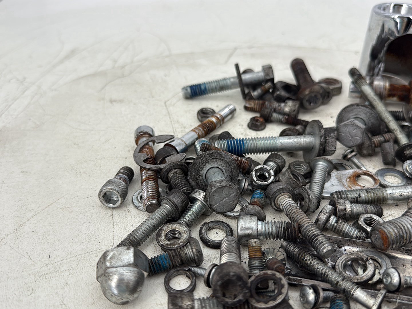 2015 Harley Dyna Low Rider FXDL OEM Hardware Bolts Nuts & Brackets