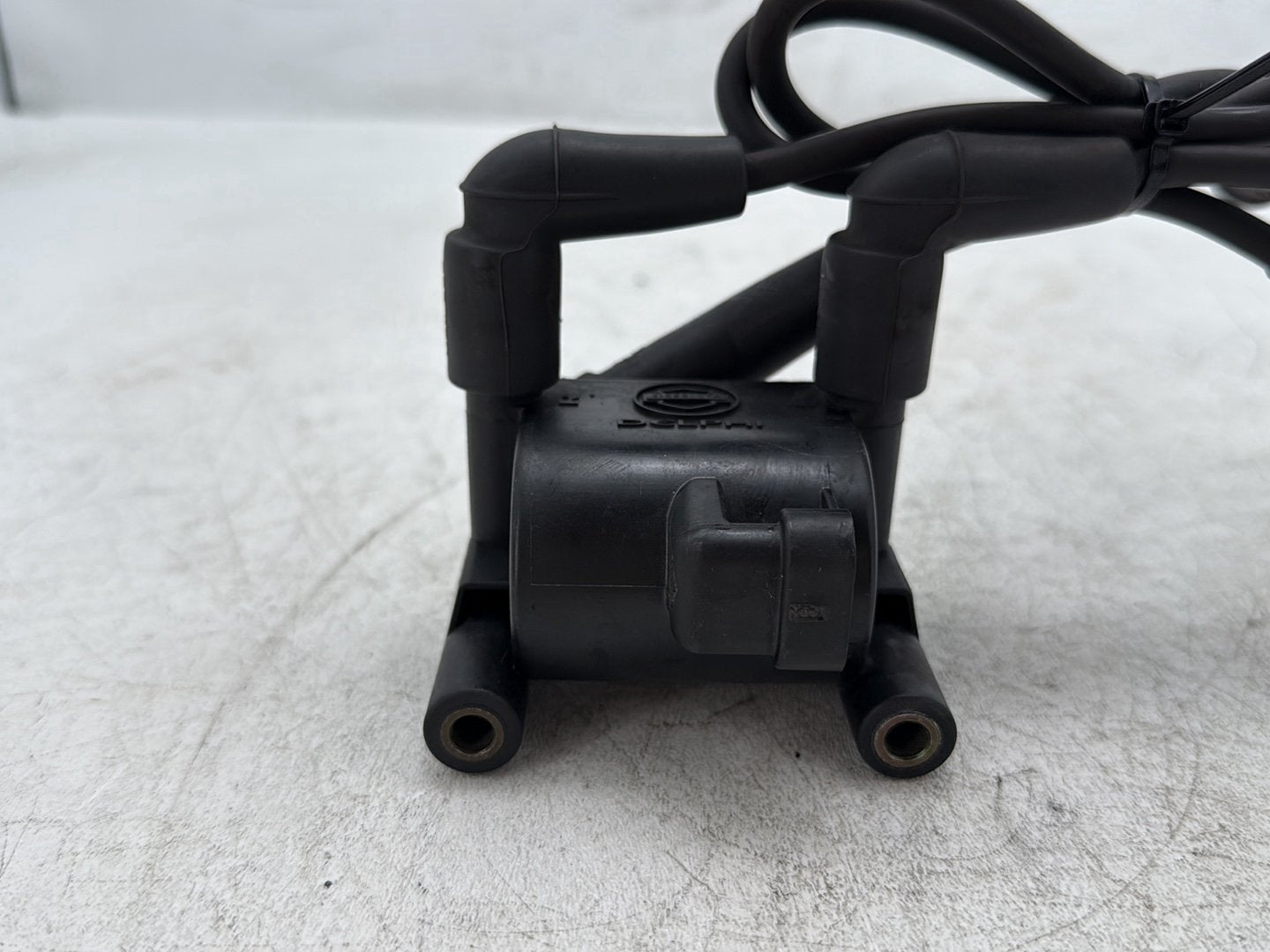 2009 Harley Street Glide Touring FLHX OEM Ignition Coil Spark Plugs Cable