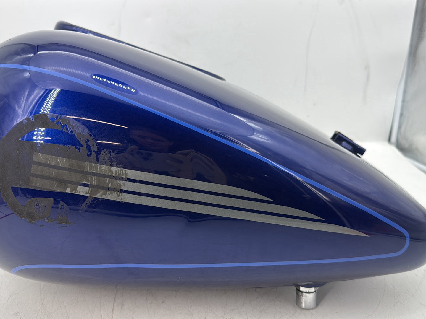 2007 Harley Touring FLHTCU Electra Glide Ultra OEM Fuel Gas Tank Gasoline Reservoir