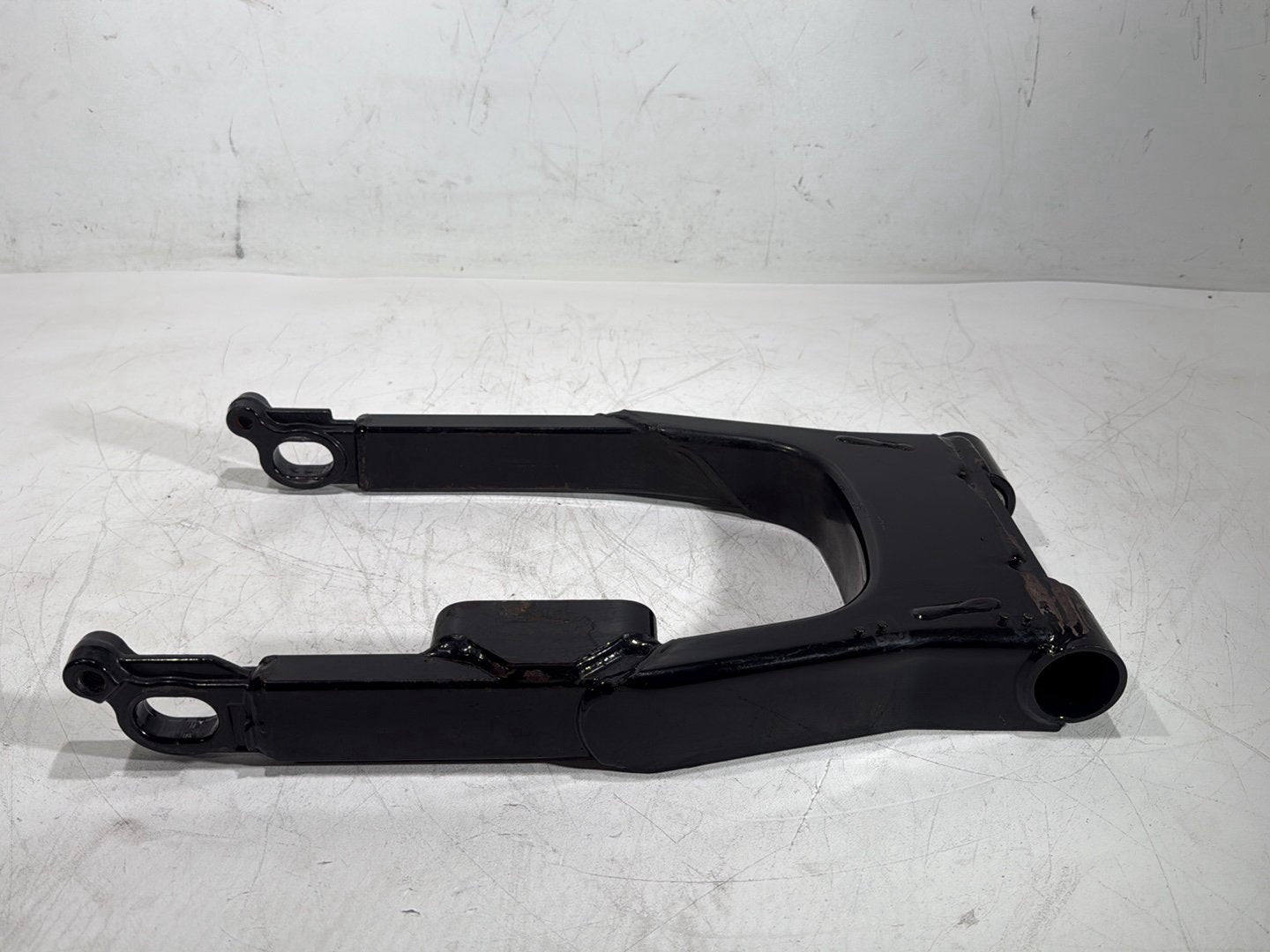 2003 Harley Road King Touring FLHRCI Classic OEM Rear Fork Swingarm Swing Arm