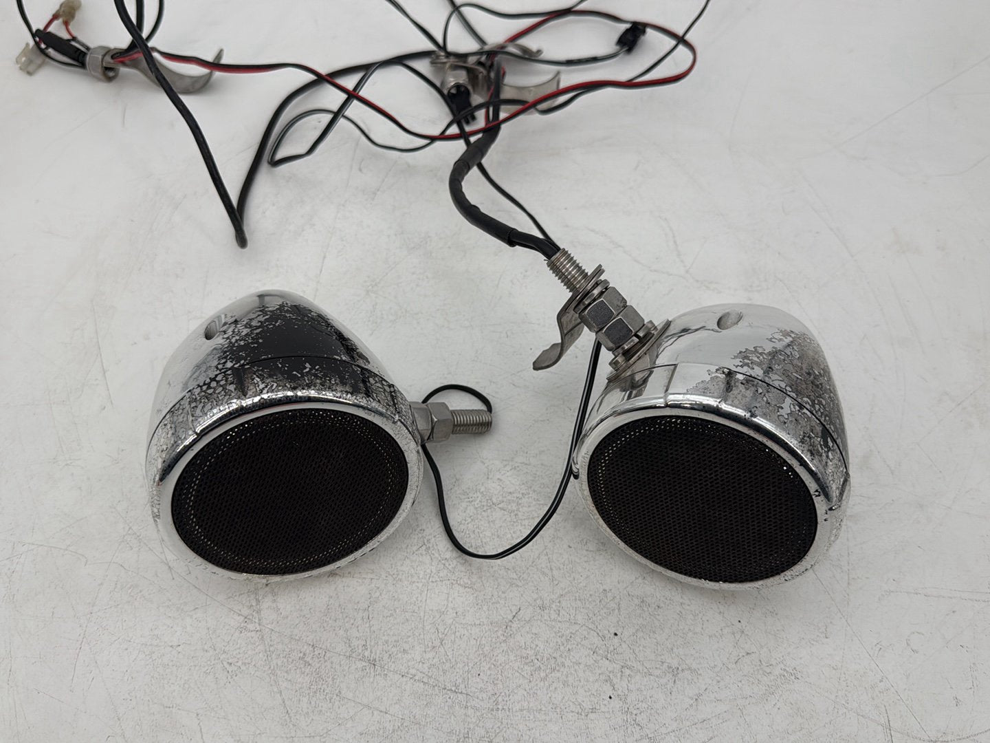 1999 - 2006 Harley-Davidson Dyna Super Glide Left Right Sound Audio Speakers 76262-08A
