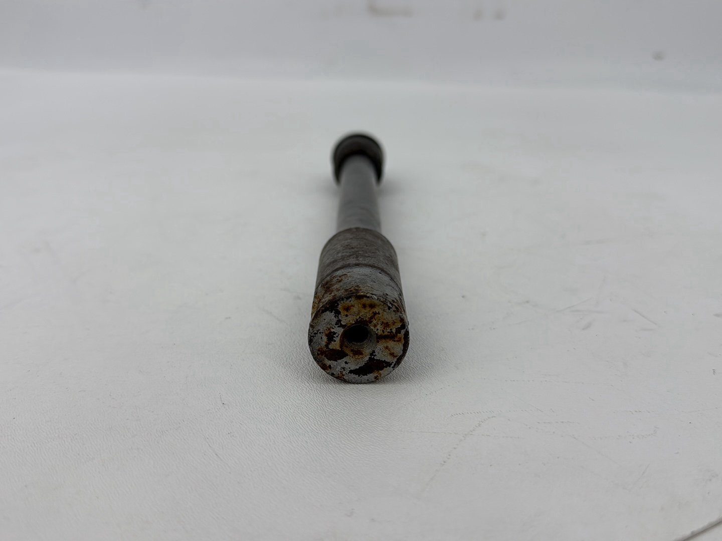 2004 - 2013 Harley-Davidson Sportster 883 Custom Front Wheel Axle Bolt Shaft 43895-00