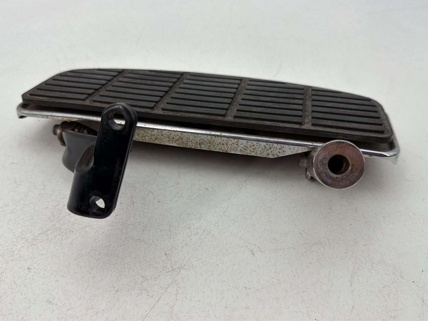 1986 - 1998 Harley-Davidson Softail Heritage Classic Left Driver 1 Floorboard Foot Rest 50614-91A