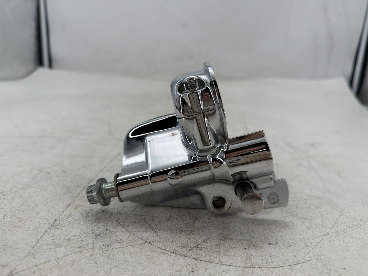 2002 Harley Dyna Wide Glide FXDWG OEM Front Right Brake Master Cylinder CHROME