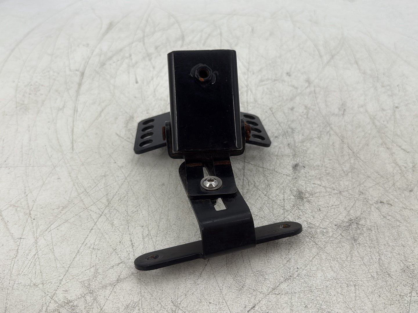 2016 Harley Road King Touring FLHR OEM Front Driver Rider Backrest Bracket Mount