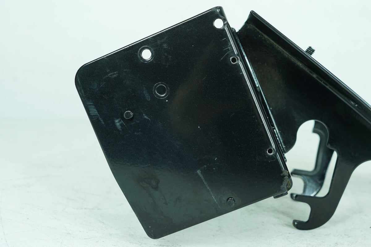 Front Fairing Radio Caddy Mount Holder, 77078-98A, 1998, Harley-Davidson, Touring, Road Glide, FLTRI
