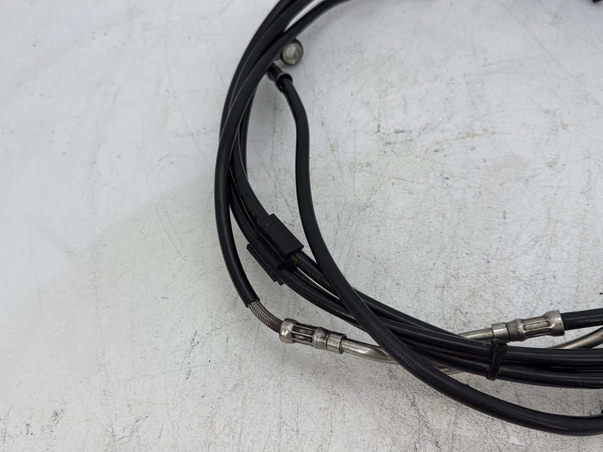 18 Harley Electra Glide Touring Ultra FLHTCU OEM Front Brake Hose Line Pipe ABS