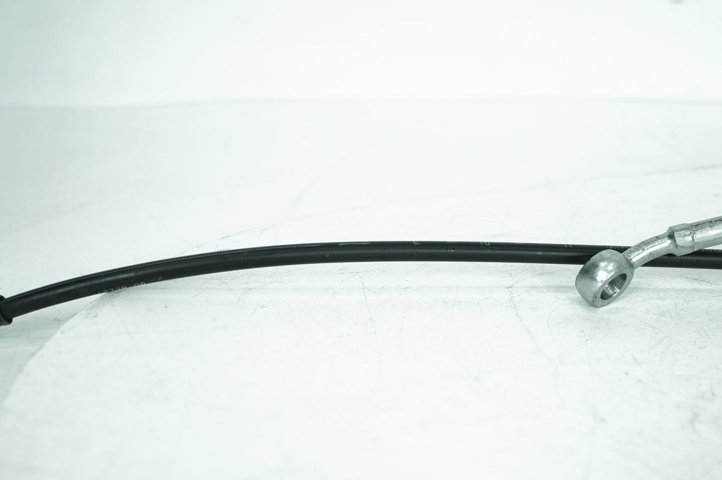 2007 - 2017 Harley-Davidson Dyna Switchback Front Brake Hose Line Pipe NON-abs 42728-08