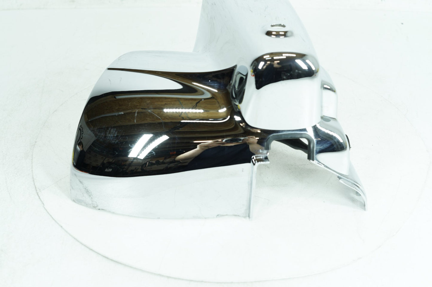 1999 - 2006 Harley-Davidson Touring Road King Classic Right Headlamp 1 Nacelle Cover Cowl  	67674-94