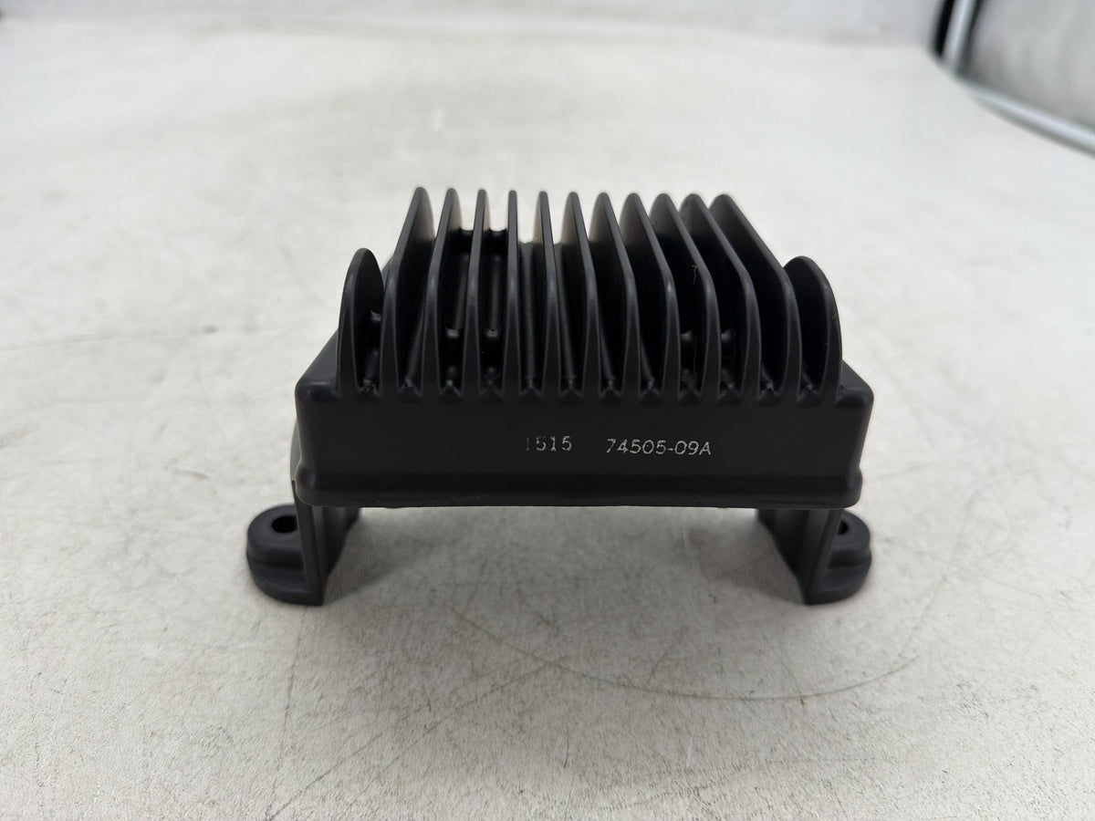 2015 Harley Electra Glide Touring Ultra OEM Voltage Regulator Rectifier