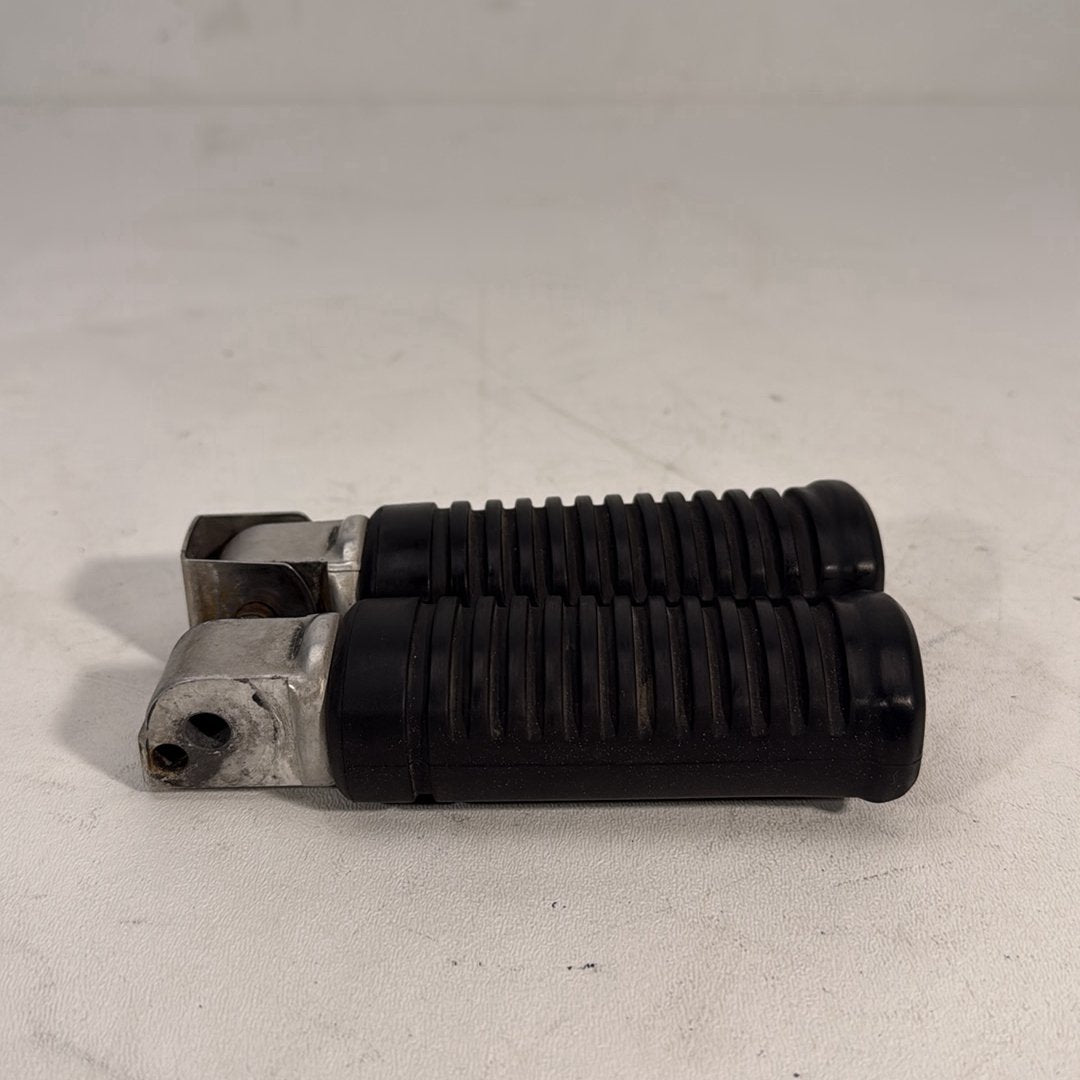 2017 - 2026 Harley-Davidson Softail Heritage Classic 114 Left & Right Step Foot Rest Pegs 50501104