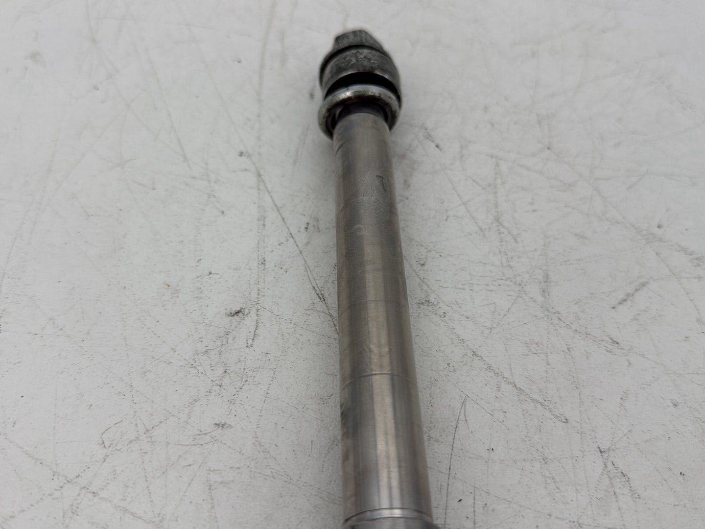 2002 Harley Dyna FXD Super Glide OEM Front Wheel Axle Bolt Shaft