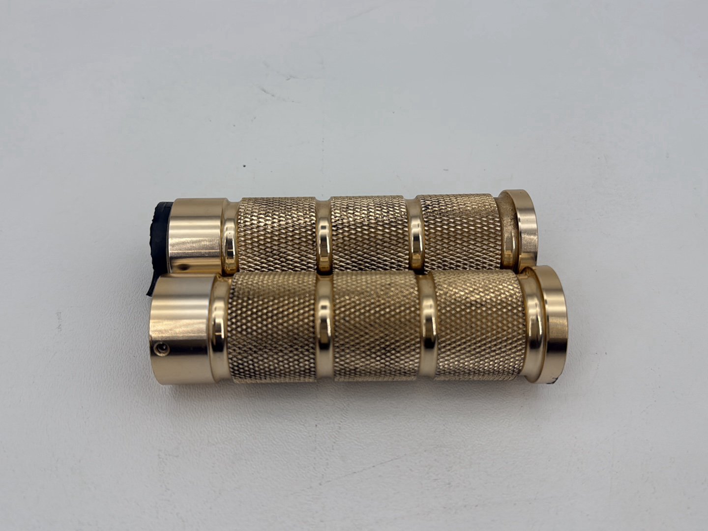 2019 - 2023 Harley-Davidson Touring Road King Special Front Left Right Handgrip Hand Grips Accutronix GR101-KG5