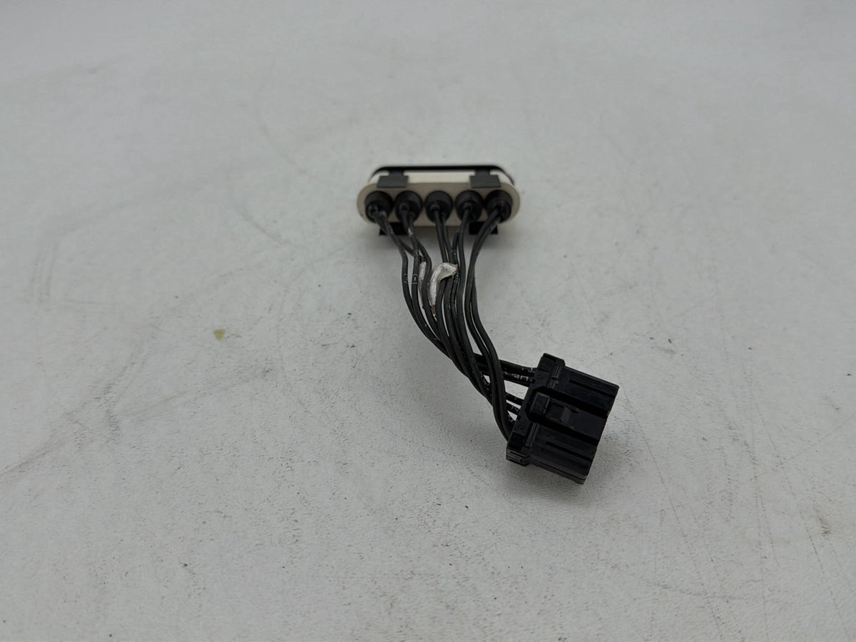 2005 Harley Electra Glide Touring Ultra OEM Dash Indicator Lamp Wire Plug 68789-96A