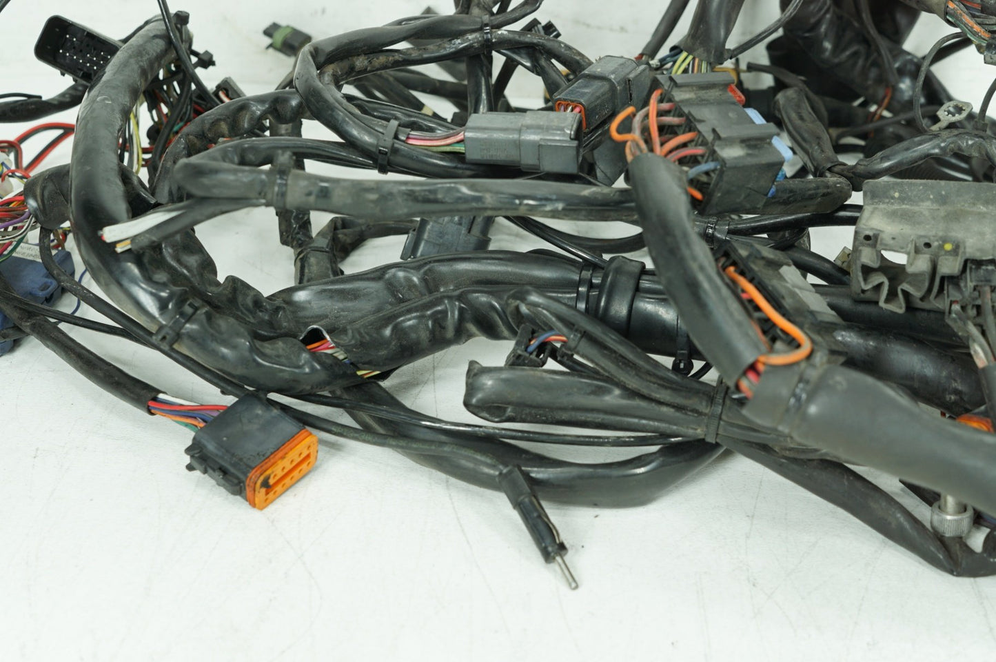 1999 - 2006 Harley-Davidson Touring Electra Glide Ultra Main Wire Wiring Harness Loom 70985-00