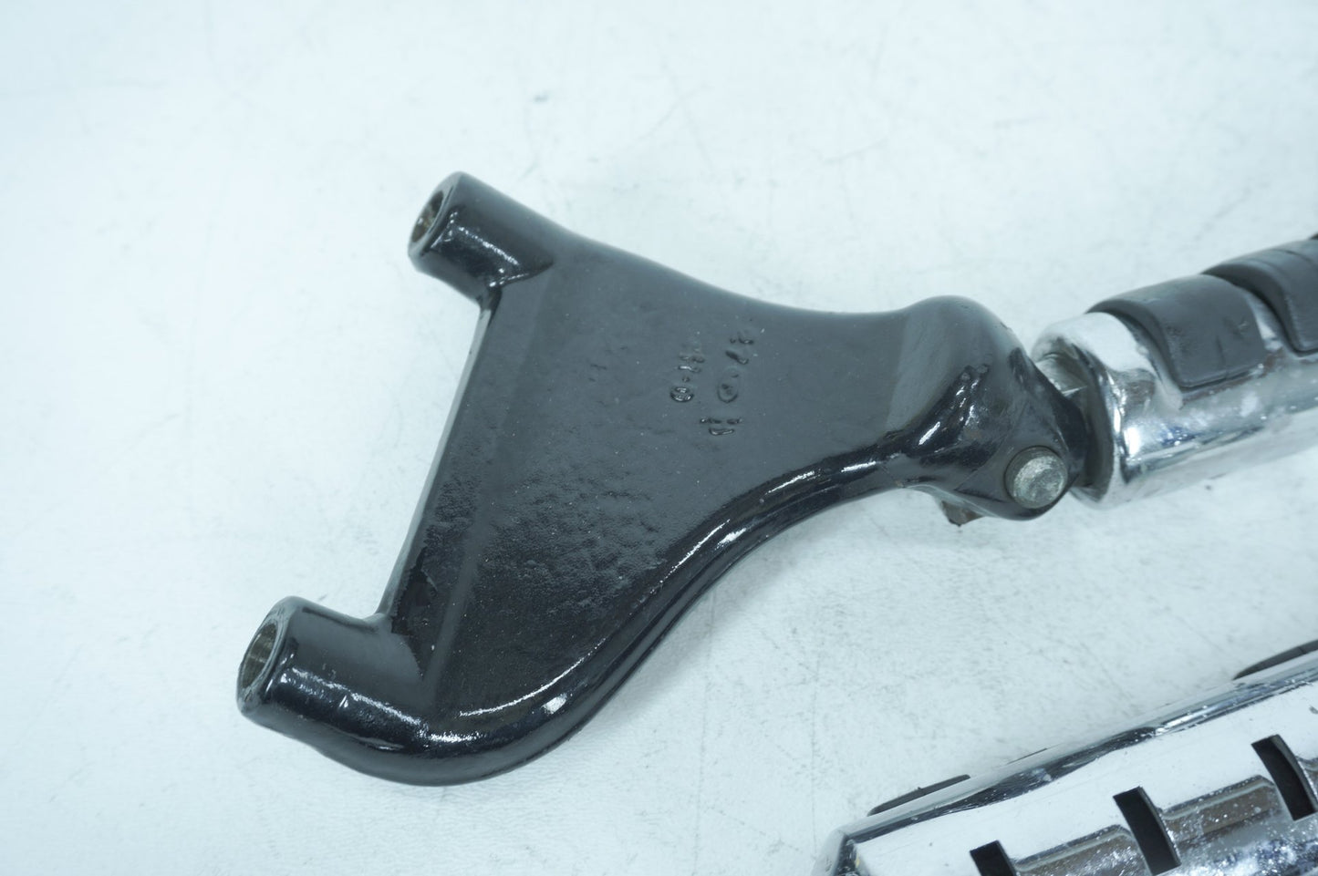 2004 - 2013 Harley-Davidson Sportster Custom Passenger Left & Right Foot Pegs 49314-04