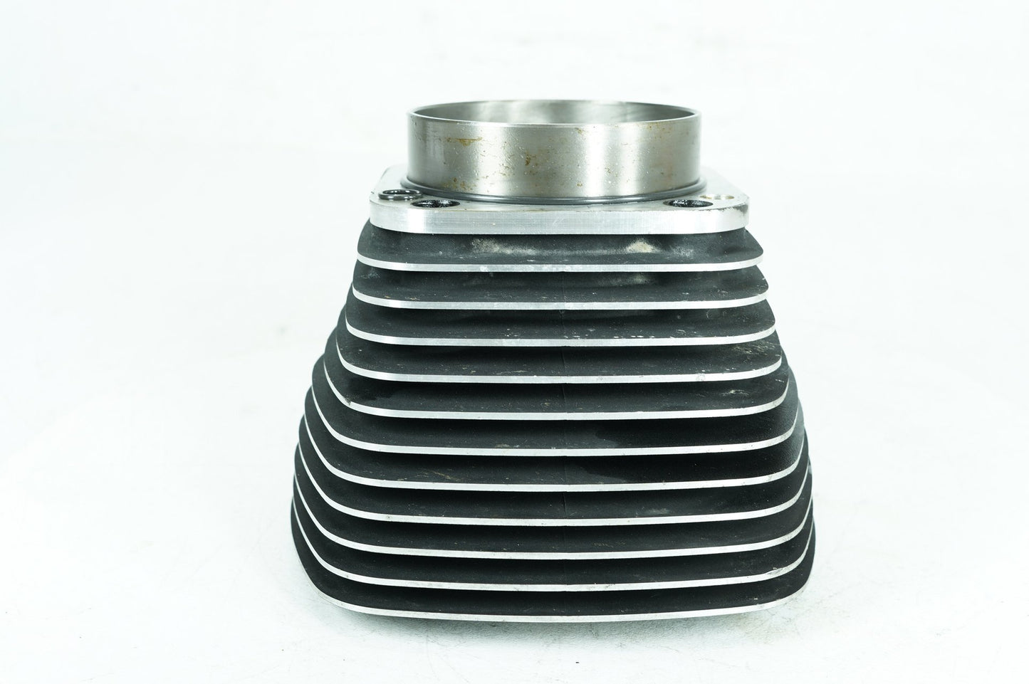 1999 - 2006 Harley-Davidson Softail Heritage Twin Cam Engine Jug 1 Cylinder Barrel  	16526-99
