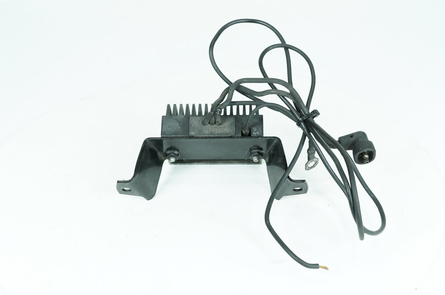 1984 - 1998 Harley-Davidson Touring Electra Glide Classic Voltage Regulator Rectifier  74519-88A