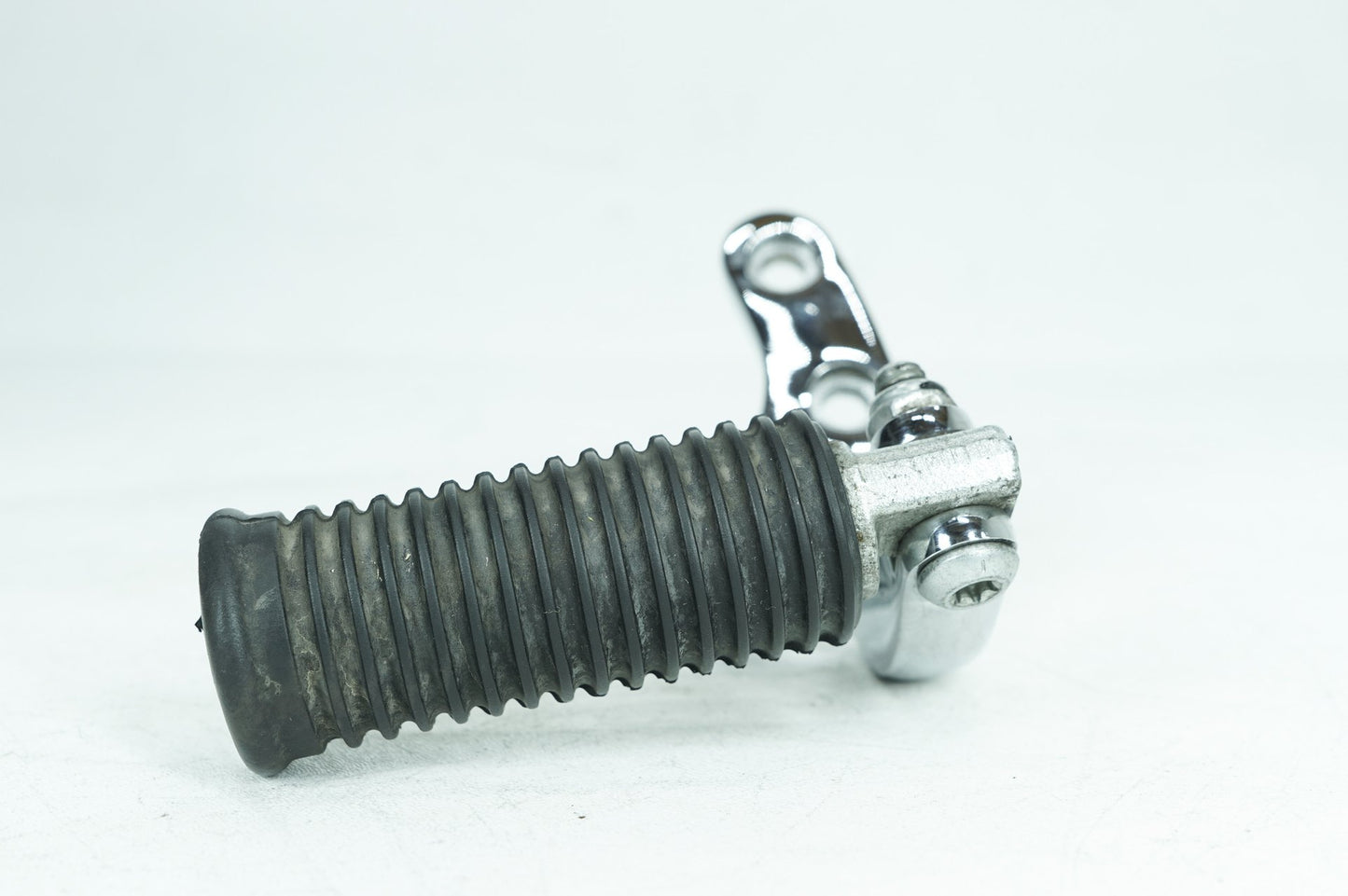 2007 - 2017 Harley-Davidson Dyna Low Rider Left Forward Control Shifter Peg 33693-03