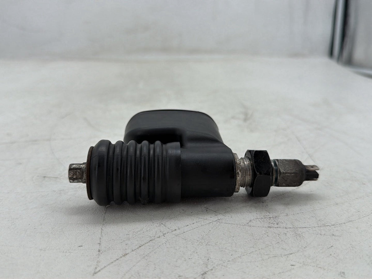 2014 Harley Dyna Low Rider FXDL OEM Rear Brake Master Cylinder Reservoir