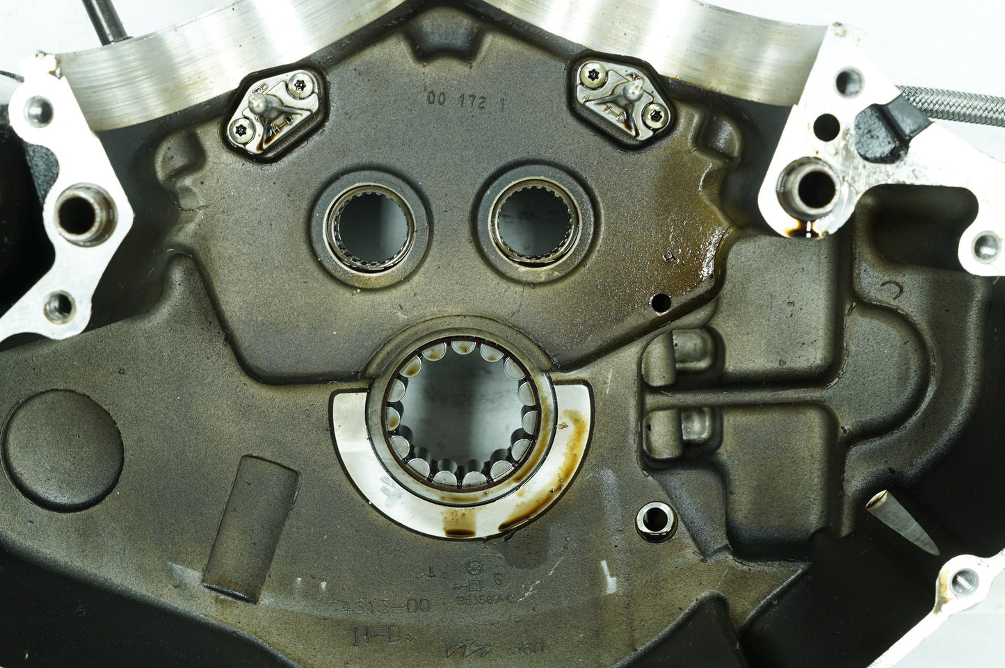 2000 - 2006 Harley-Davidson Softail Deuce Crankcase Shaft Engine Motor Cover 853567-C