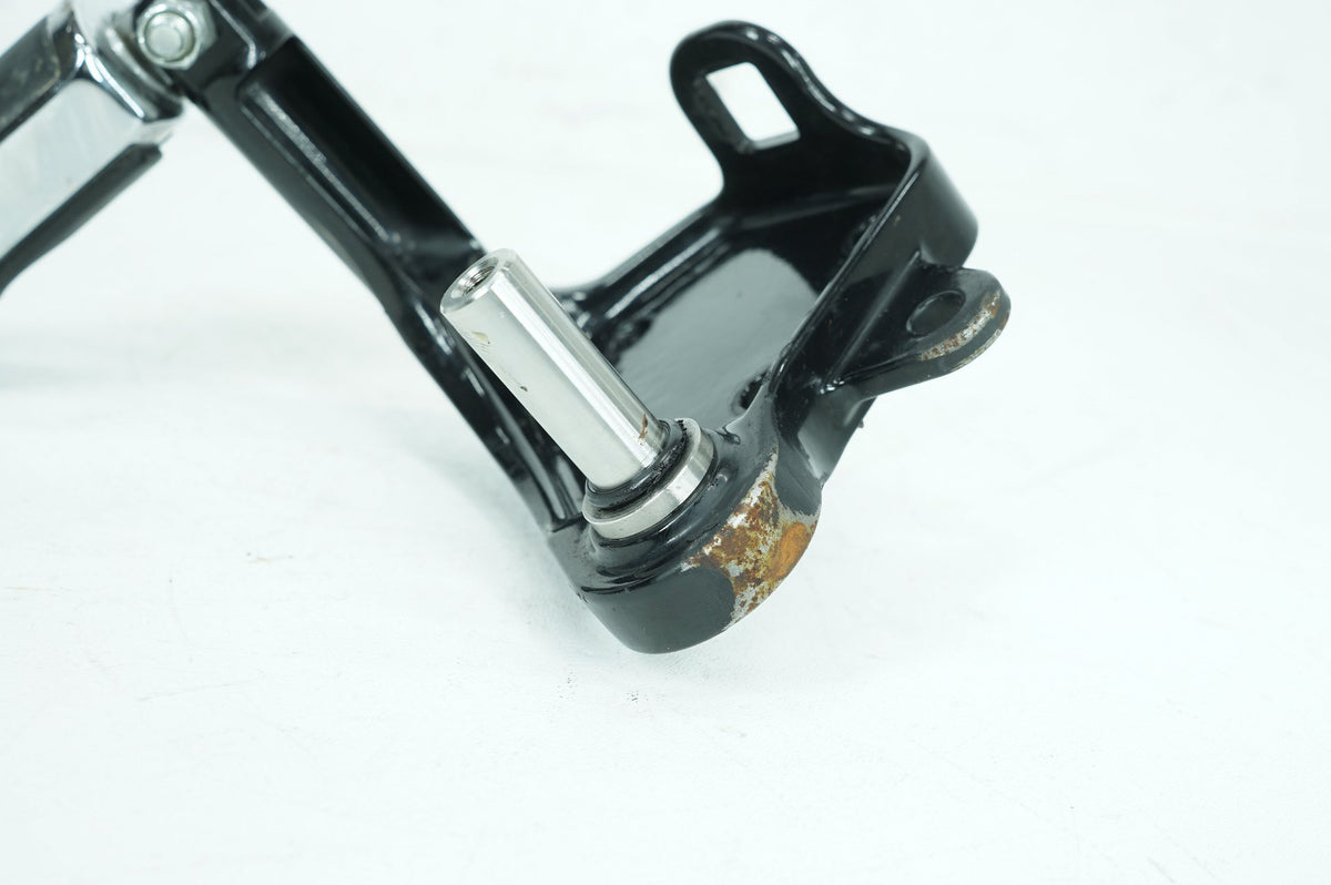 2004 Harley Softail FXST Standard OEM Right Driver Foot Controls Peg Rest