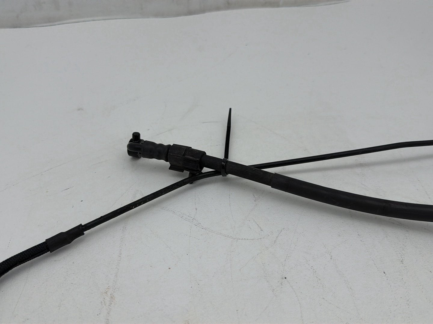 2013 Harley Street Glide Touring FLHX OEM Rear Brake Hose Line Pipe NON-abs