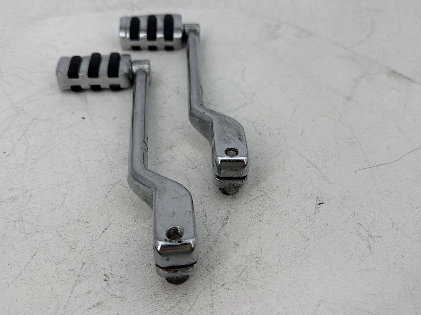 1999 - 2006 Harley-Davidson Touring Electra Glide Gear Shifter Lever Pedal Pedals 33895-82D