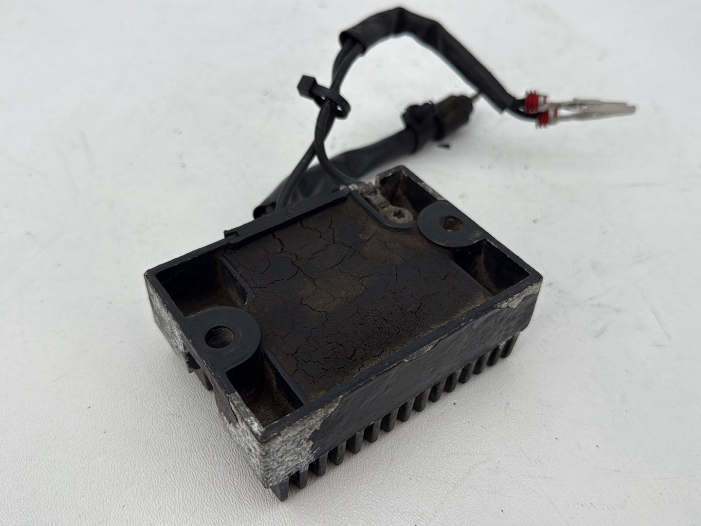 2004 - 2013 Harley-Davidson Sportster 883 Custom Voltage Regulator Rectifier  74523-04