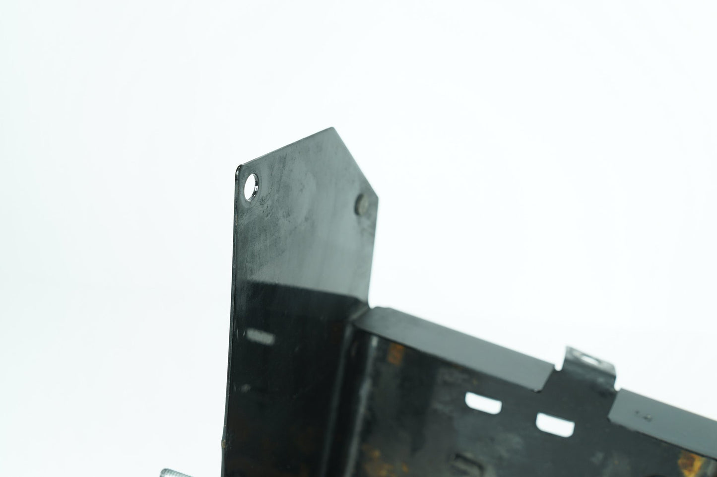 1999 - 2006 Harley-Davidson Touring Electra Glide Ultra Battery Tray Bracket Holder Carrier 	66281-02A