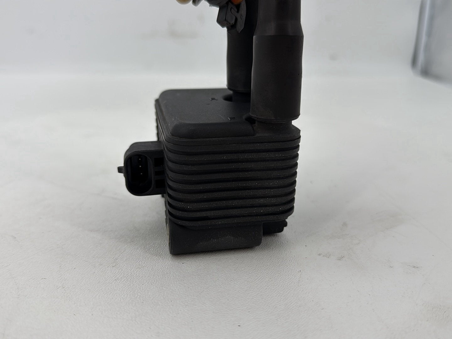 2004 - 2013 Harley-Davidson Sportster 883 Custom Ignition Coil Spark Plugs Cable 31655-99