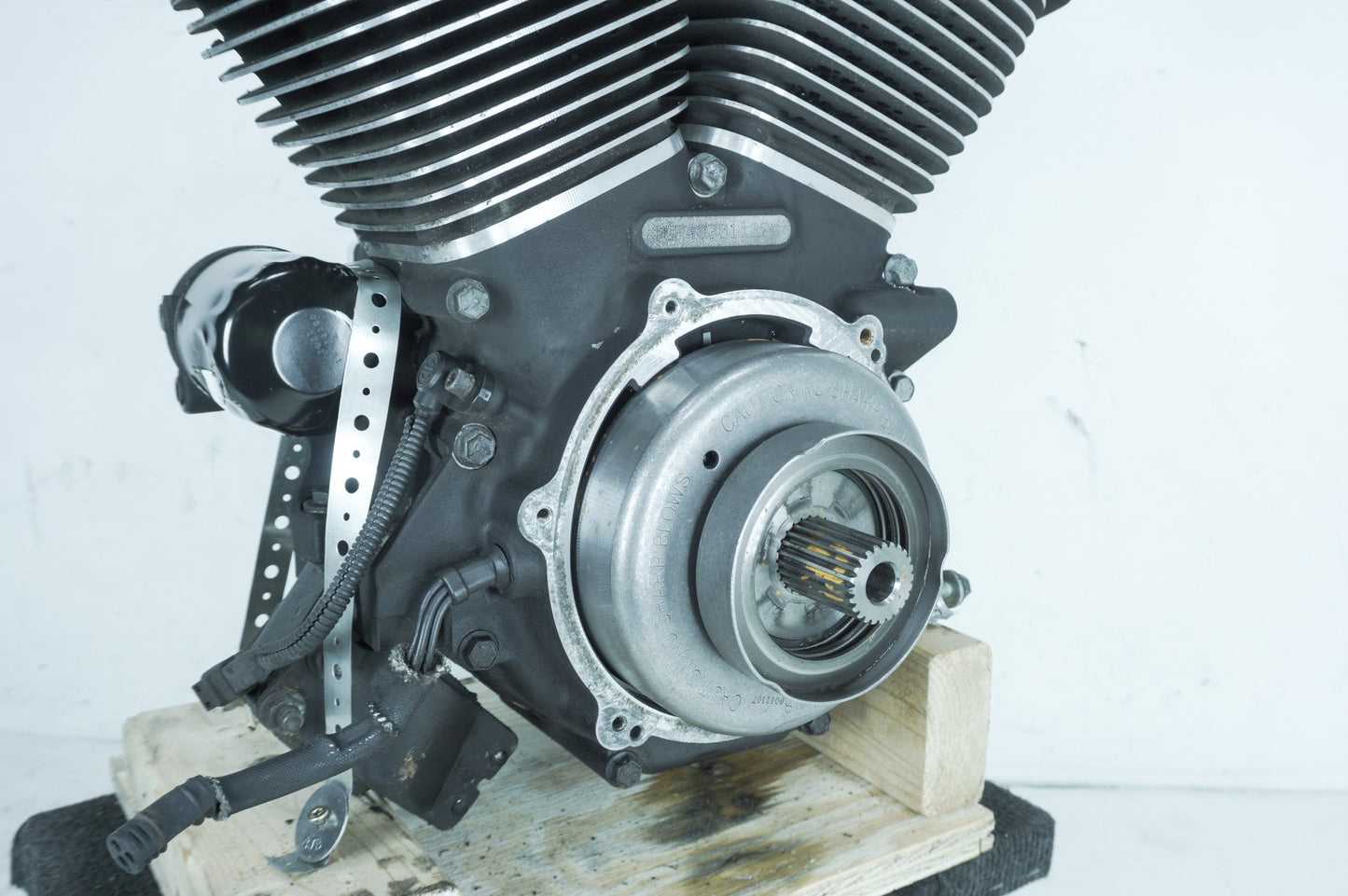 2007 - 2017 Harley-Davidson Dyna 105th Wide Glide EFI Twin Cam 96 Engine Motor 19255-08