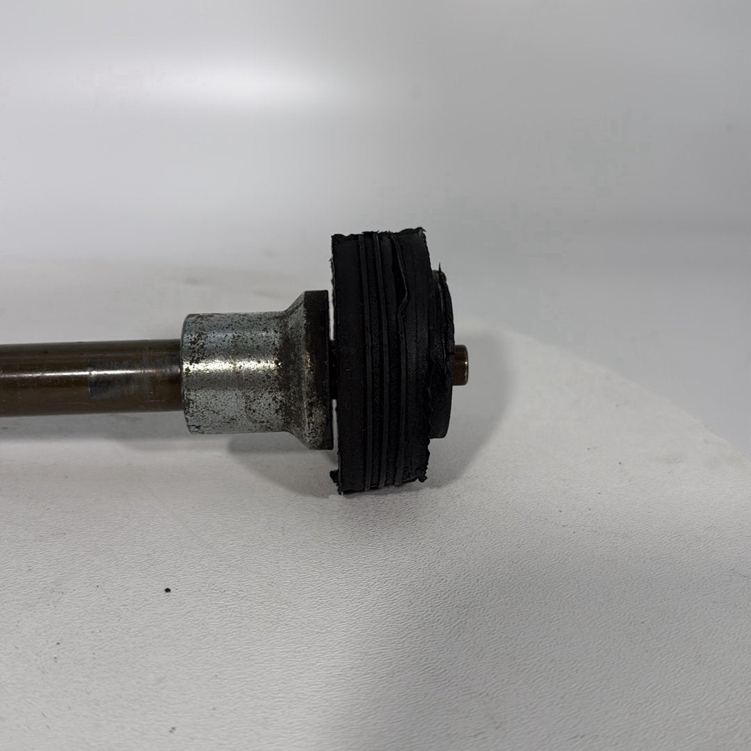 1999 - 2006 Harley-Davidson Touring Electra Glide Classic Rear Fork Swingarm Pivot Bolt Shaft 47505-02