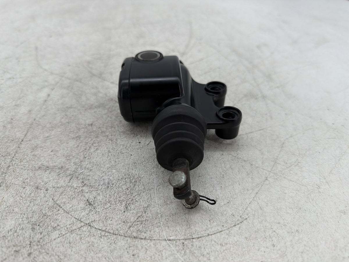 2010 Harley Electra Glide Touring Ultra OEM Rear Brake Master Cylinder Reservoir