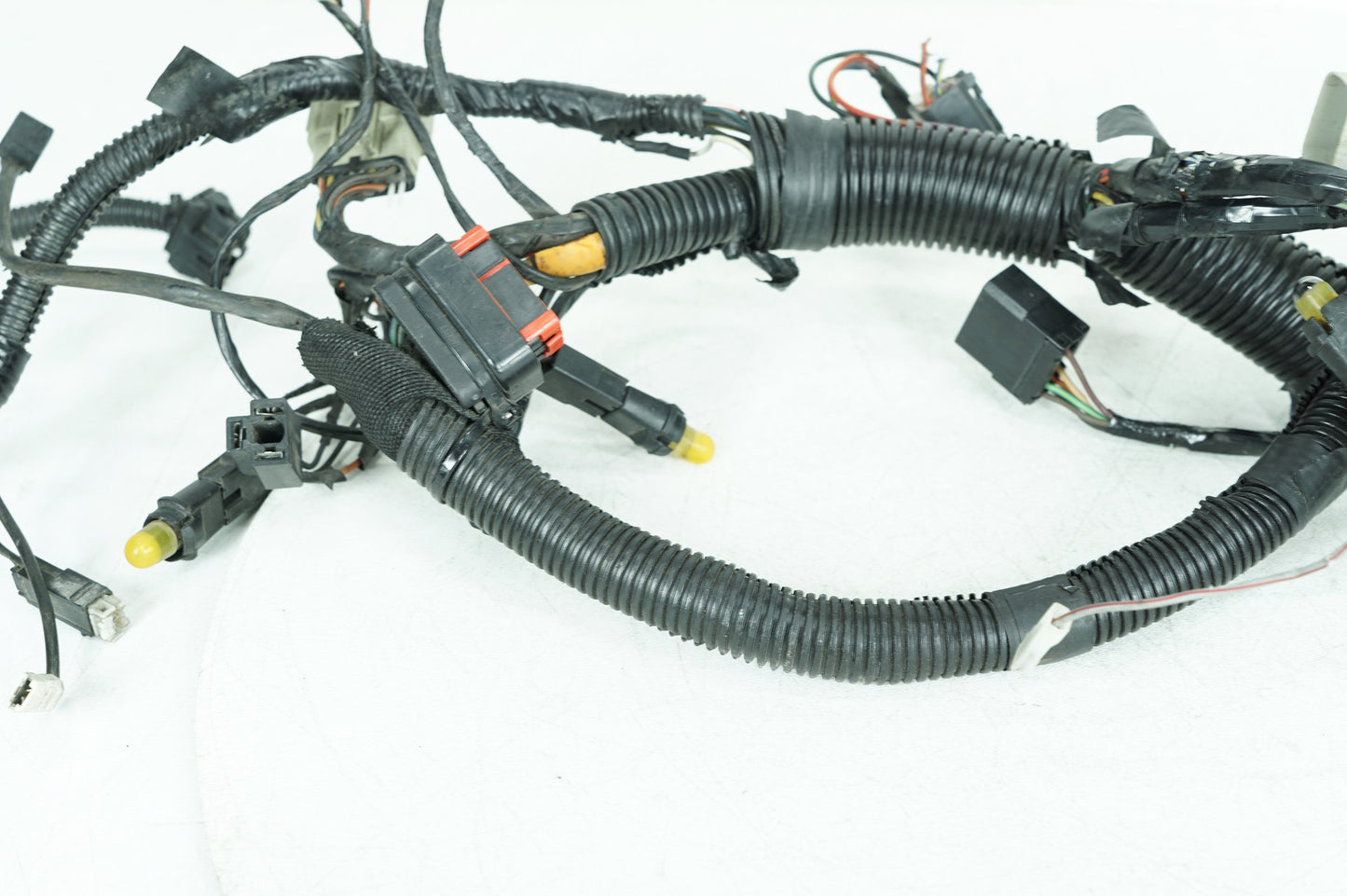 2007 - 2012 Harley-Davidson Touring Street Glide Front Sub Wiring Harness Loom Interconnect  	70232-08