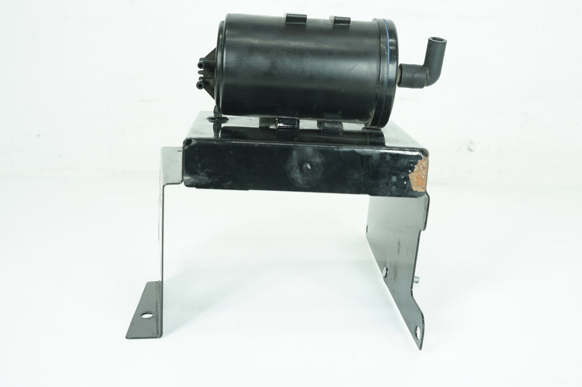 2003 Harley Touring SEI1 CVO Screamin Eagle Road King OEM Battery Tray Bracket Holder Carrier