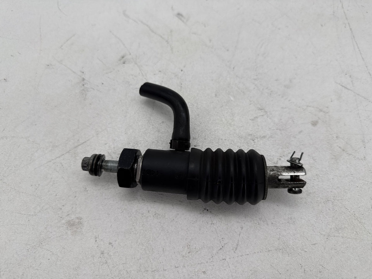 1997 Harley Road King Touring FLHR OEM Rear Brake Master Cylinder 41755-97A