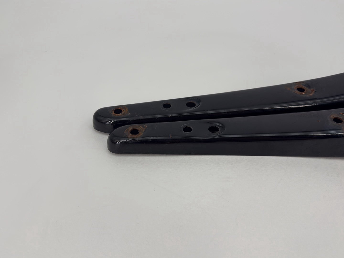 2014 Harley Sportster XL883L 883 SuperLow OEM Rear Left Right Fender Struts Bracket