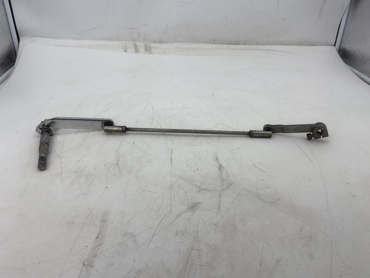 2011 Harley Electra Glide Ultra FLHTK OEM Gear Shifter Lever w/ Rod linkage