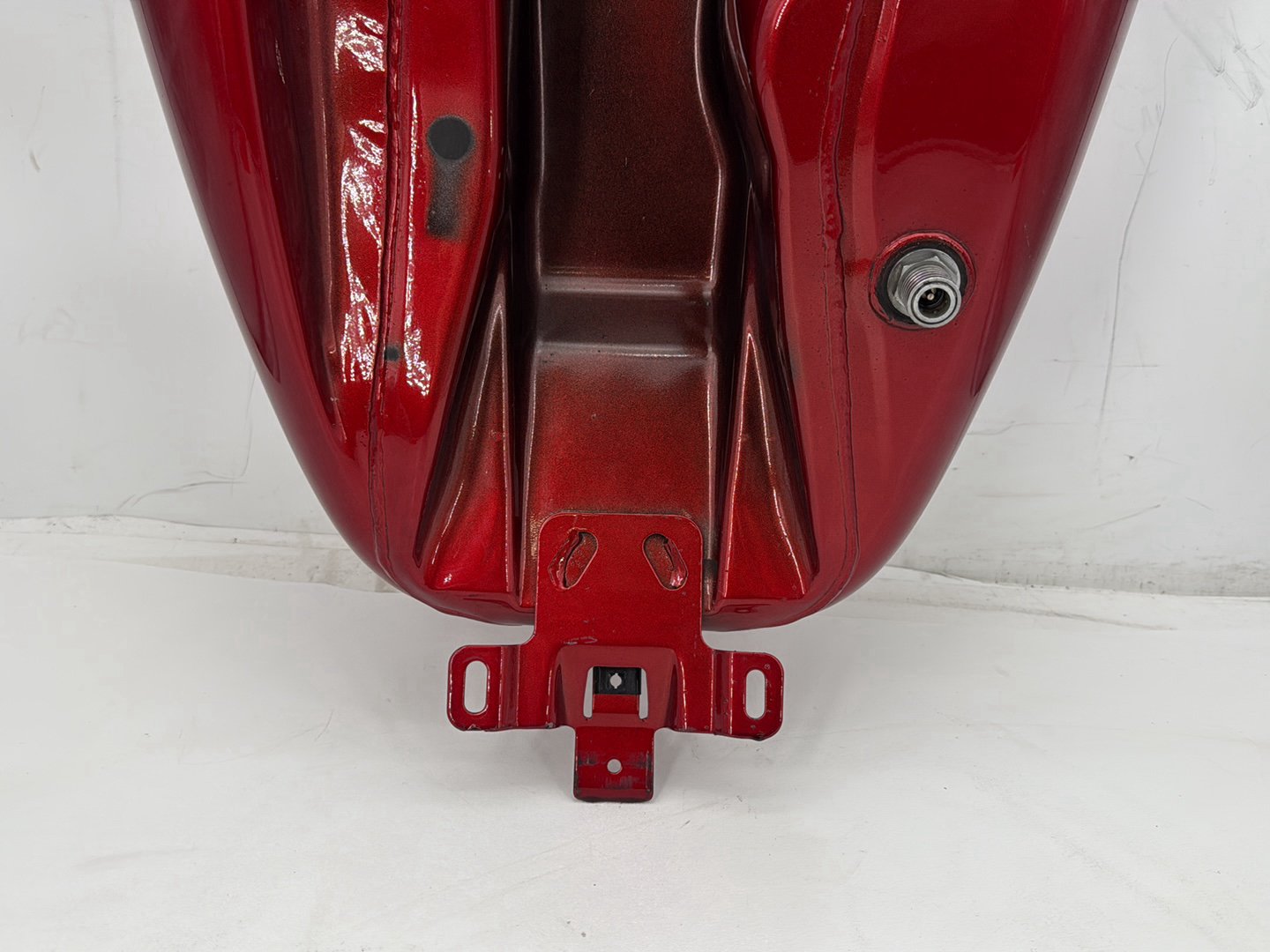 2013 Harley Street Glide Touring FLHX OEM Fuel Gas Tank Gasoline Reservoir