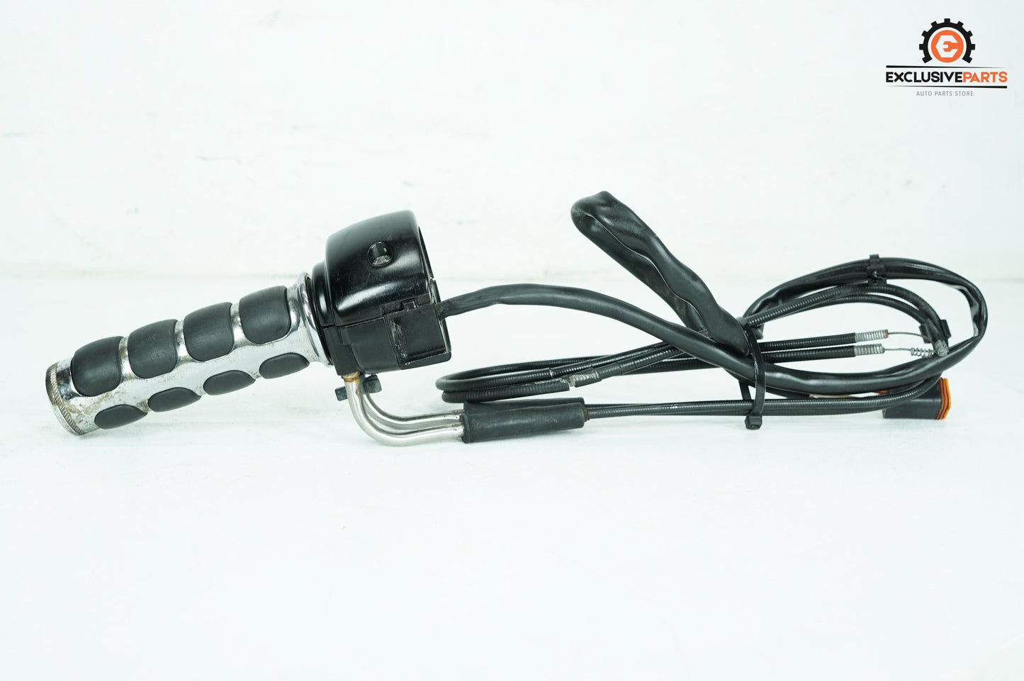 2000 - 2006 Harley-Davidson Softail Heritage Classic Right Engine Start Kill Switches Controls 71684-06A
