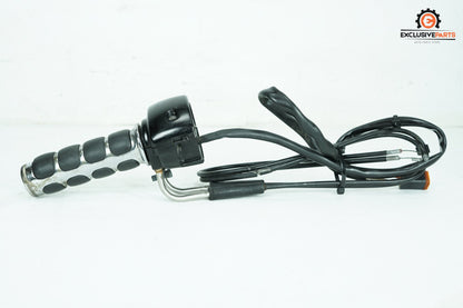 2000 - 2006 Harley-Davidson Softail Heritage Classic Right Engine Start Kill Switches Controls 71684-06A