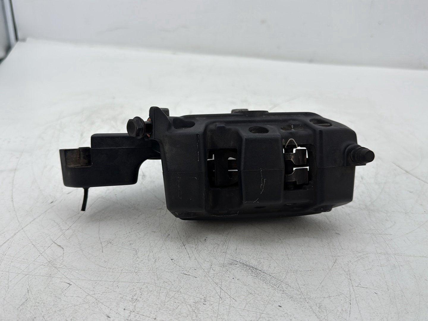 2014 Harley Street Glide Touring FLHXS OEM Rear Back Brake Caliper w/ Bracket