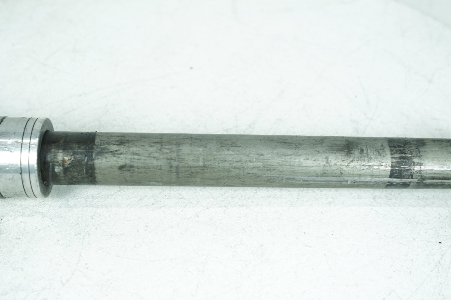 2007 - 2013 Harley-Davidson Softail Heritage Classic Rear Wheel Axle Bolt Shaft  	41641-08